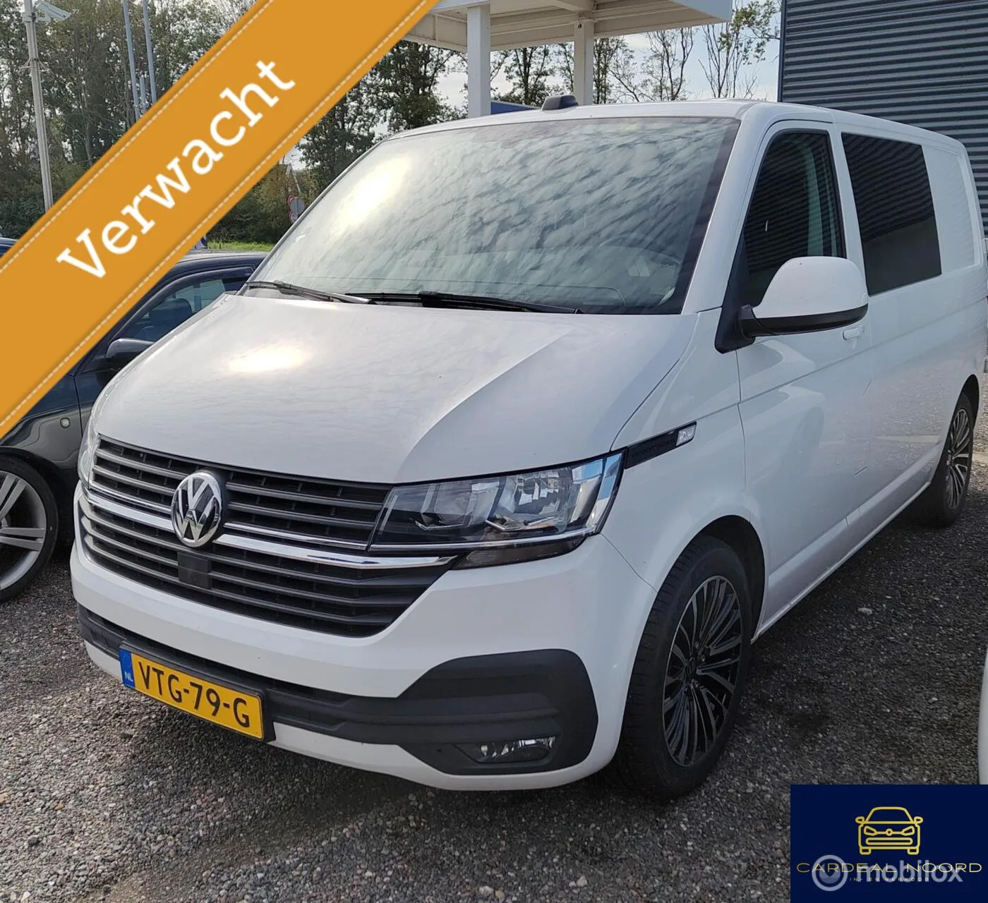 Volkswagen Transporter (2023) — foto 1
