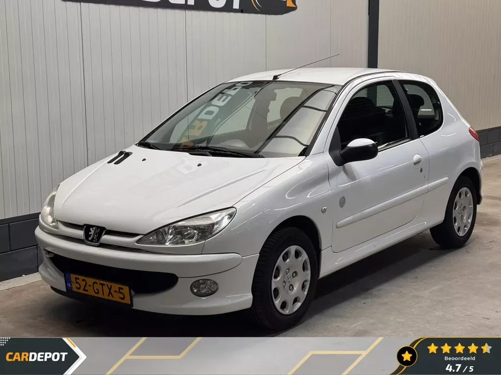 Peugeot 206 (2008) — foto 1