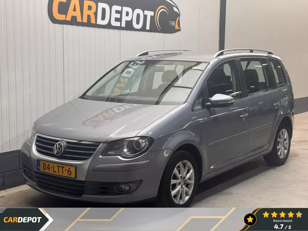 Volkswagen Touran (2010) — foto 1