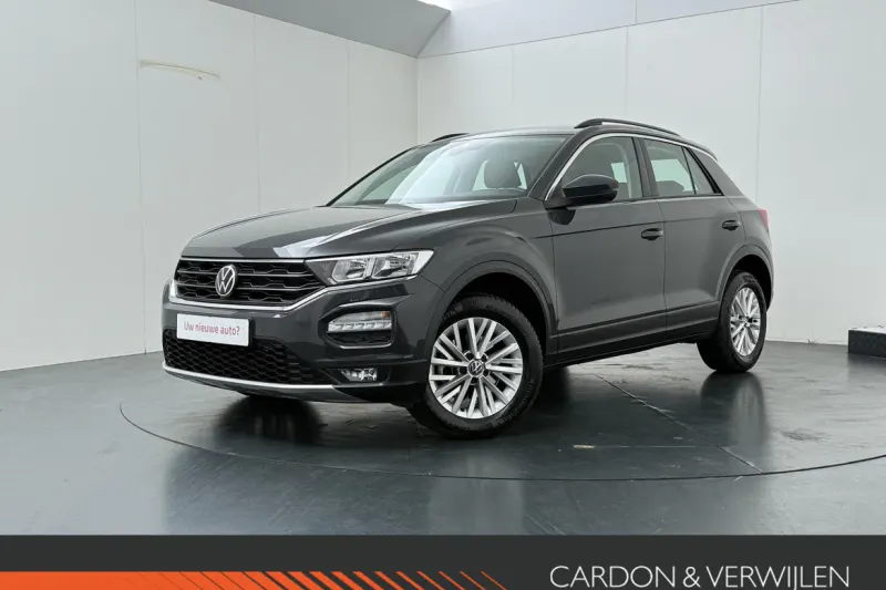 Volkswagen T-Roc (2021)