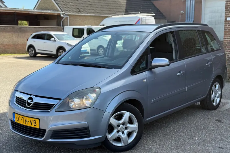 Opel Zafira (2006)