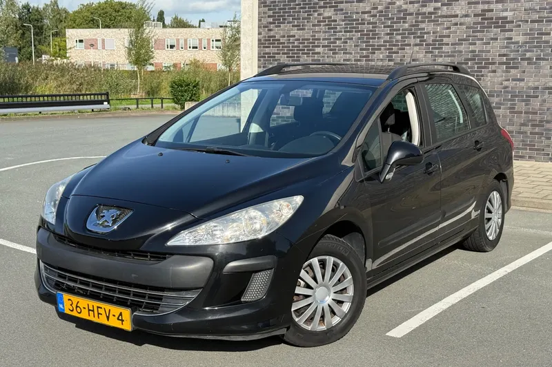 Peugeot 308 (2008)