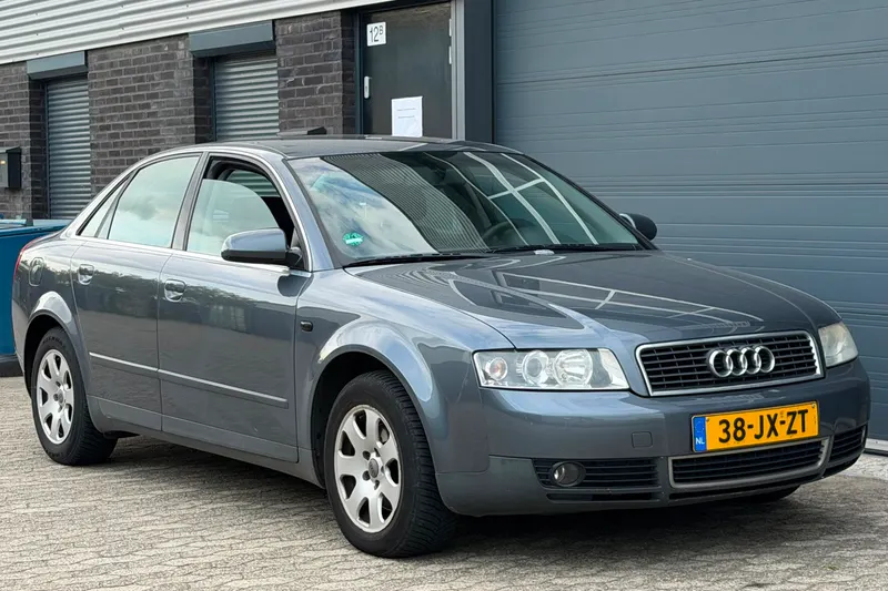 Audi A4 (2002)