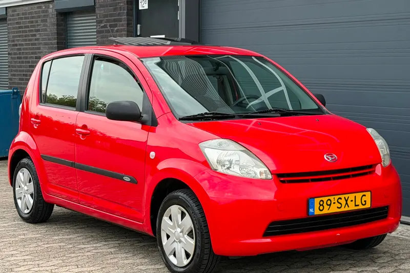 Daihatsu Sirion (2006)