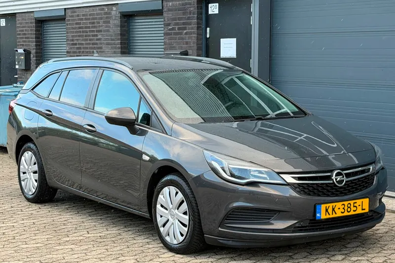 Opel Astra Sports Tourer (2016)