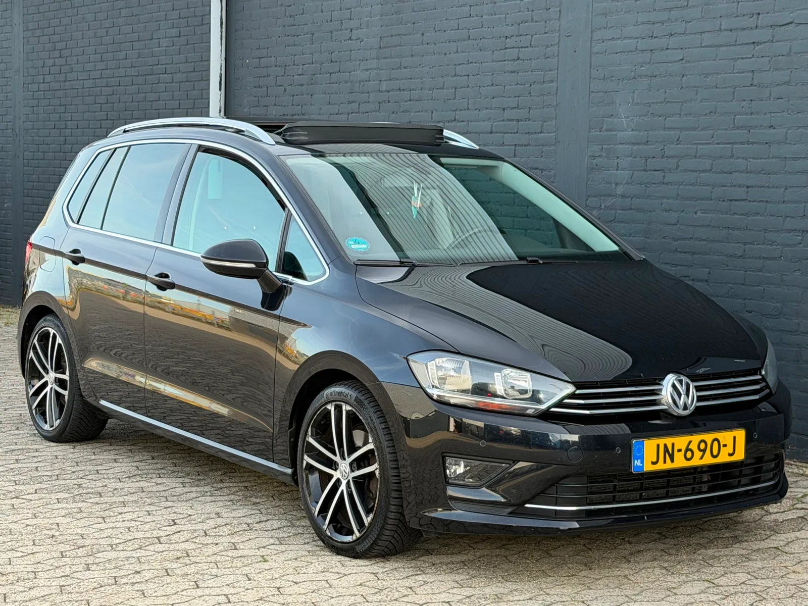 Volkswagen Golf Sportsvan (2016) — foto 1