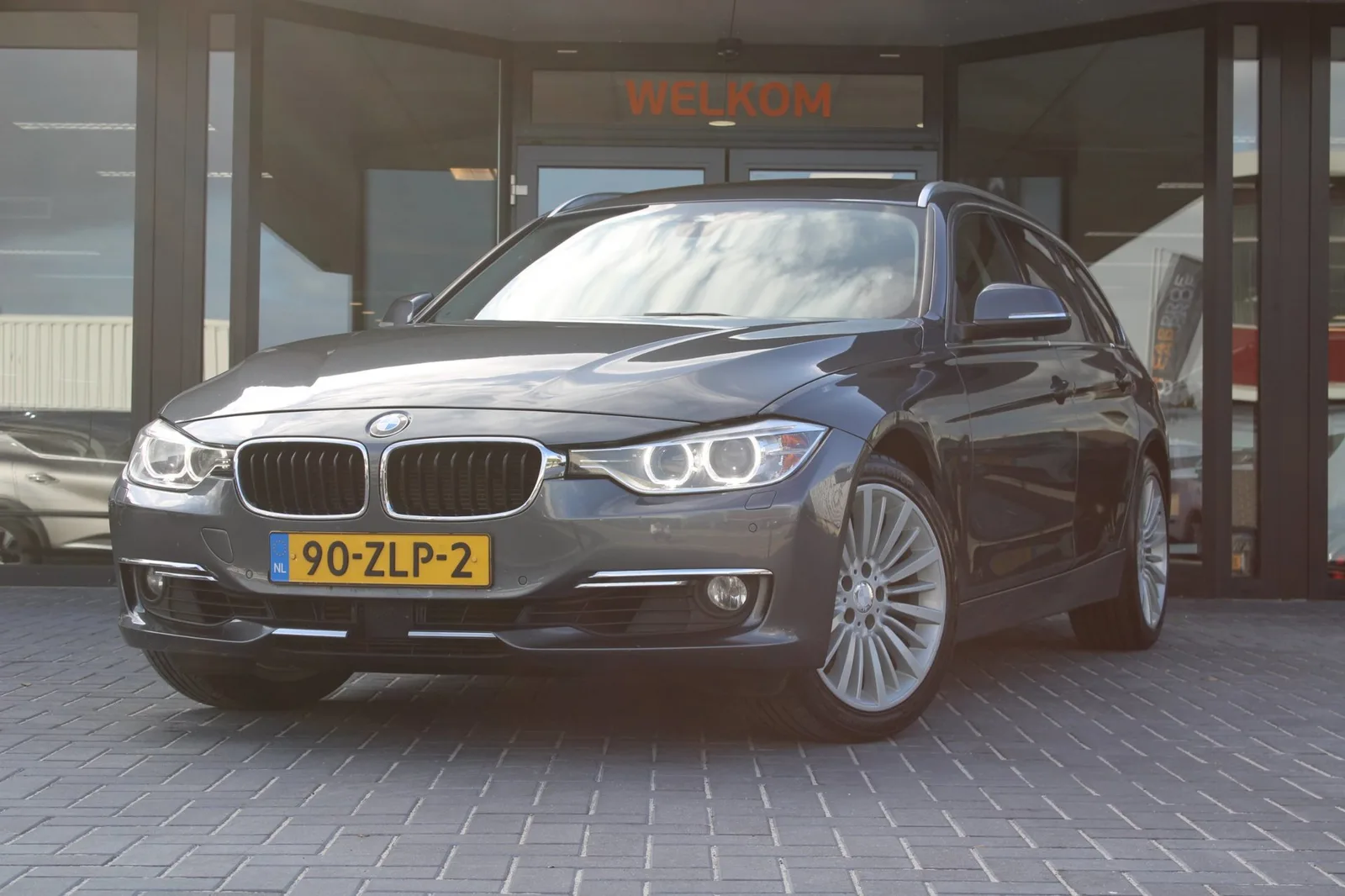 BMW 3-Serie (2013) — foto 1