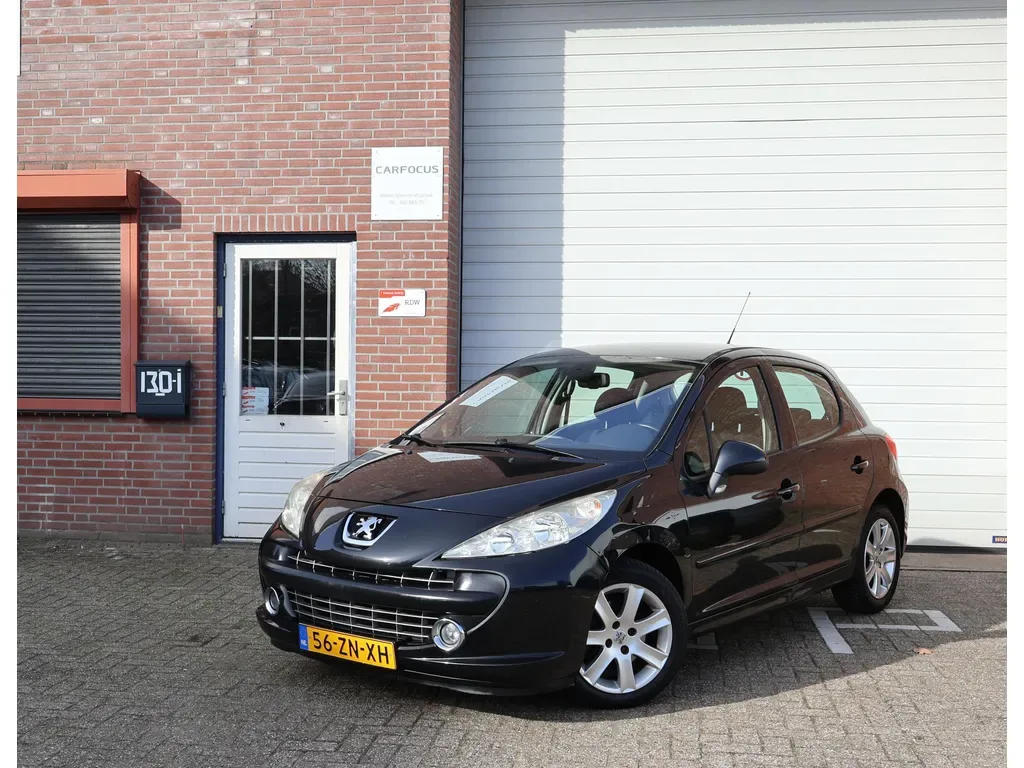 Peugeot 207 (2008) — foto 1