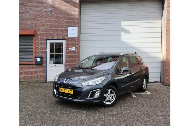 Peugeot 308 (2012)