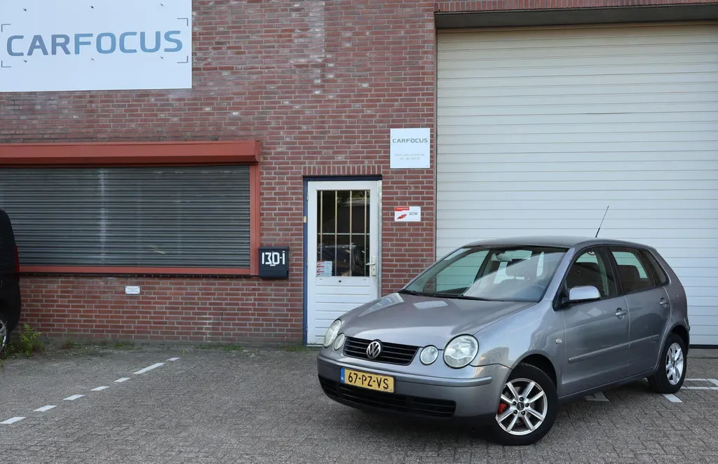 Volkswagen Polo (2005) — foto 1
