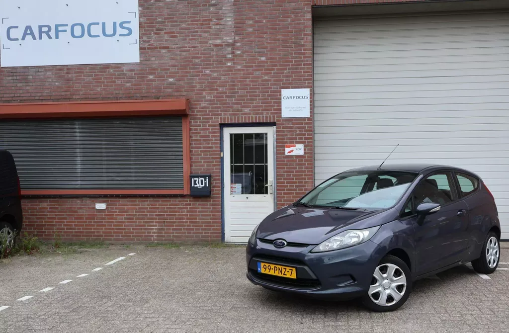 Ford Fiesta (2011) — foto 1