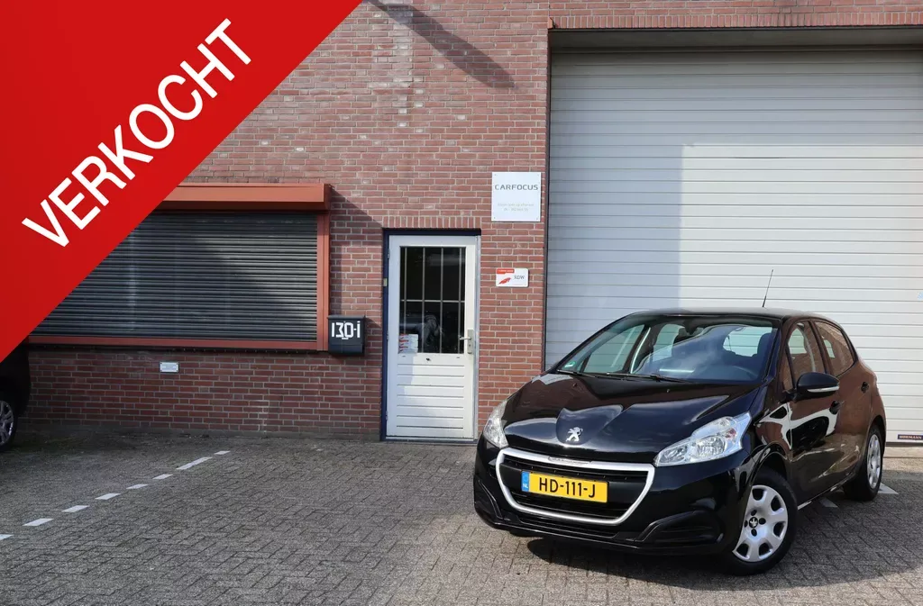 Peugeot 208 (2015) — foto 1