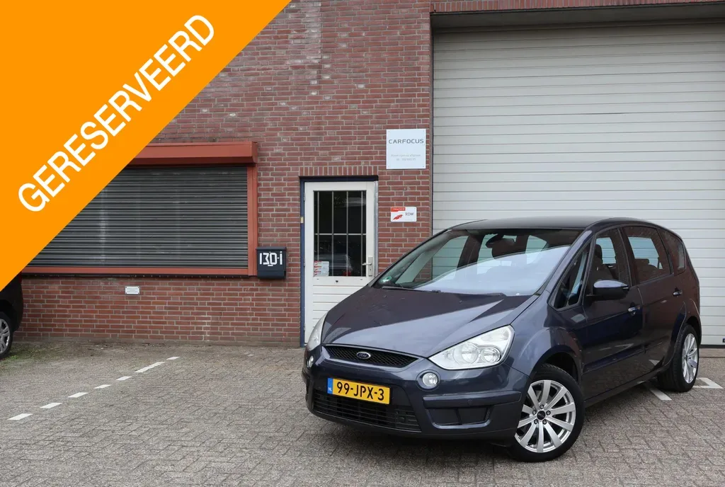 Ford S-Max (2009) — foto 1