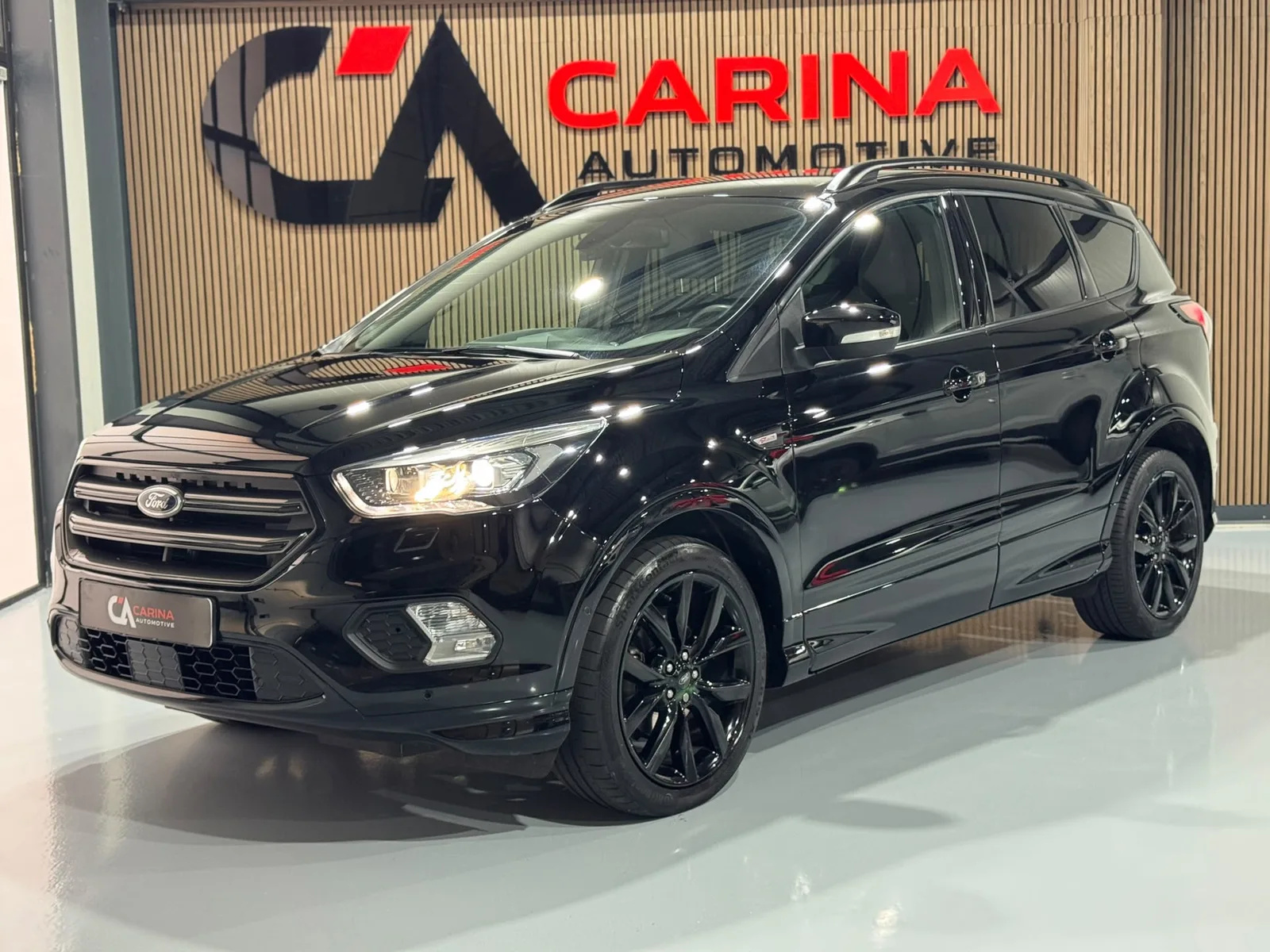 Ford Kuga (2018) — foto 1