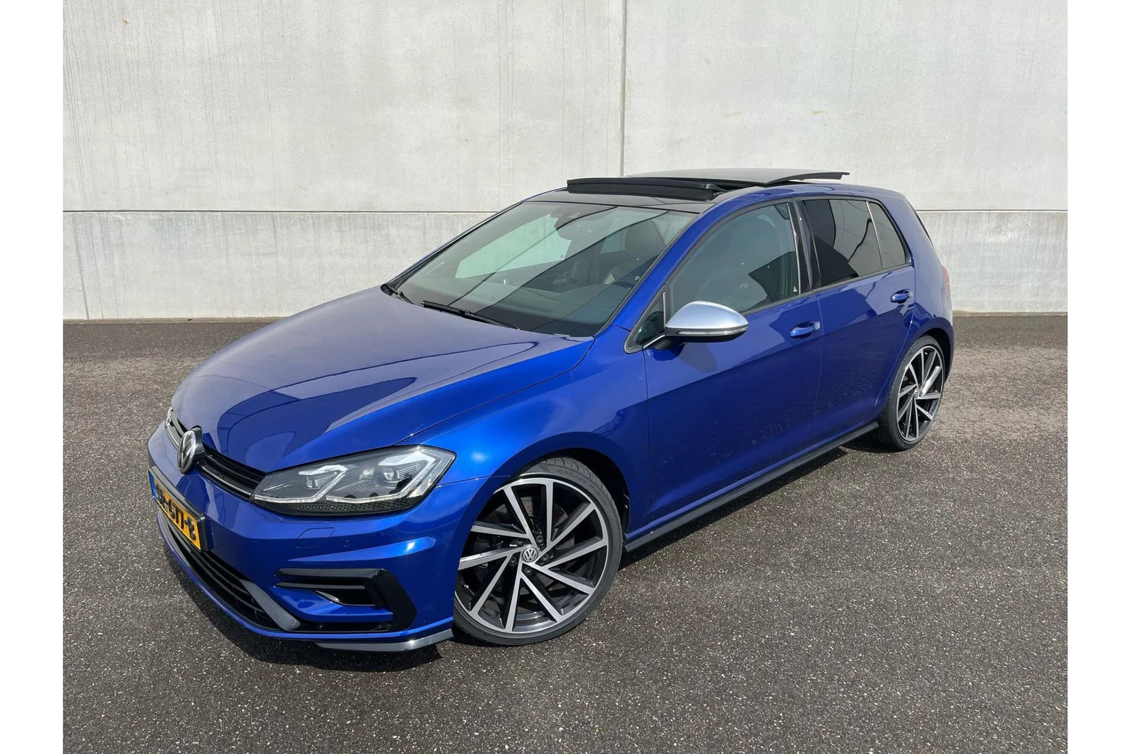 Volkswagen Golf (2017) — foto 1