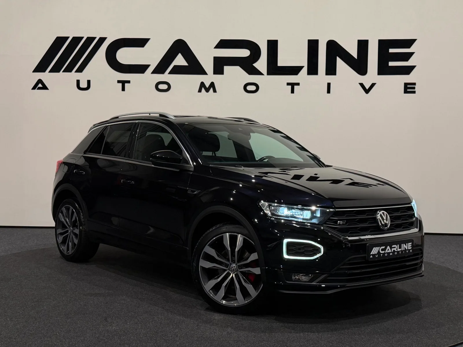 Volkswagen T-Roc (2020) — foto 1