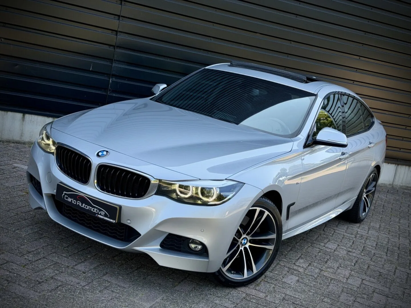 BMW 3-Serie (2017) — foto 1