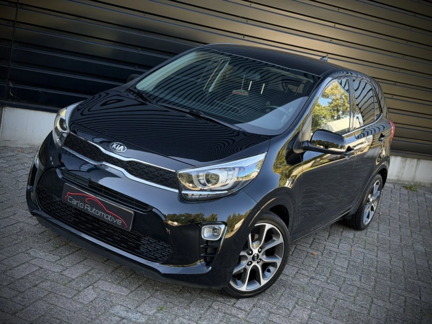 Kia Picanto (2018) — foto 1