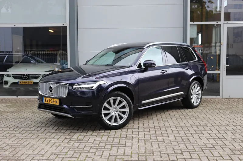 Volvo XC90 (2016)