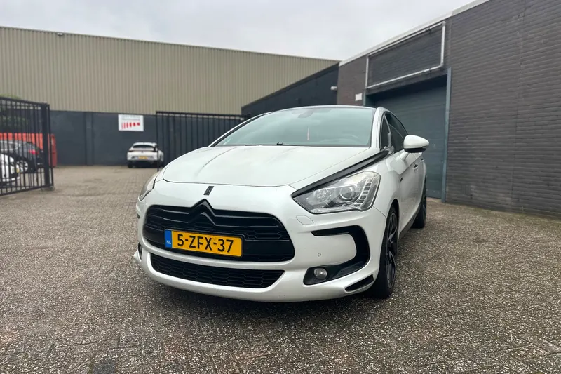 Citroën DS5 (2012)