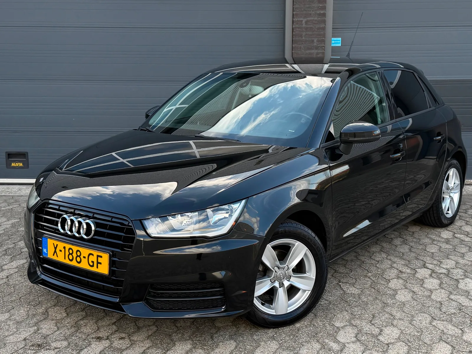 Audi A1 (2017) — foto 1