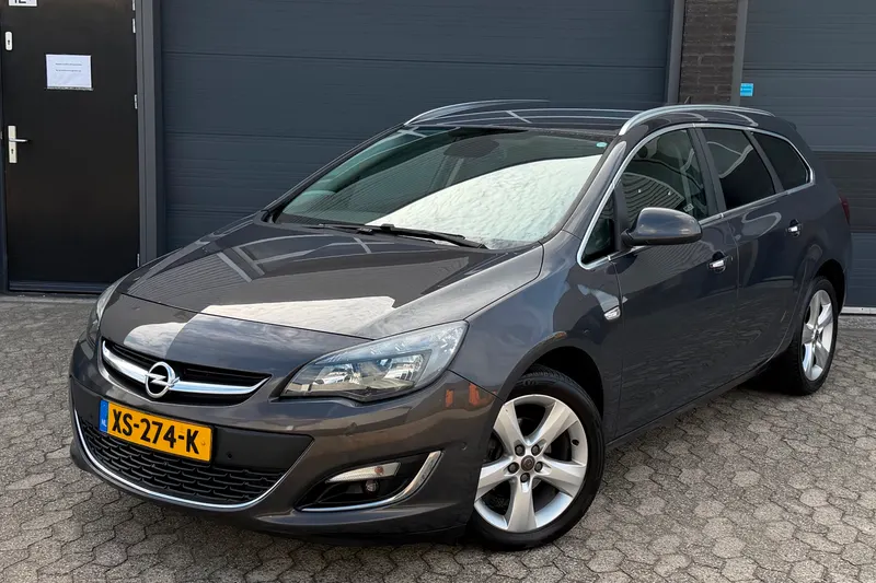 Opel Astra (2013)