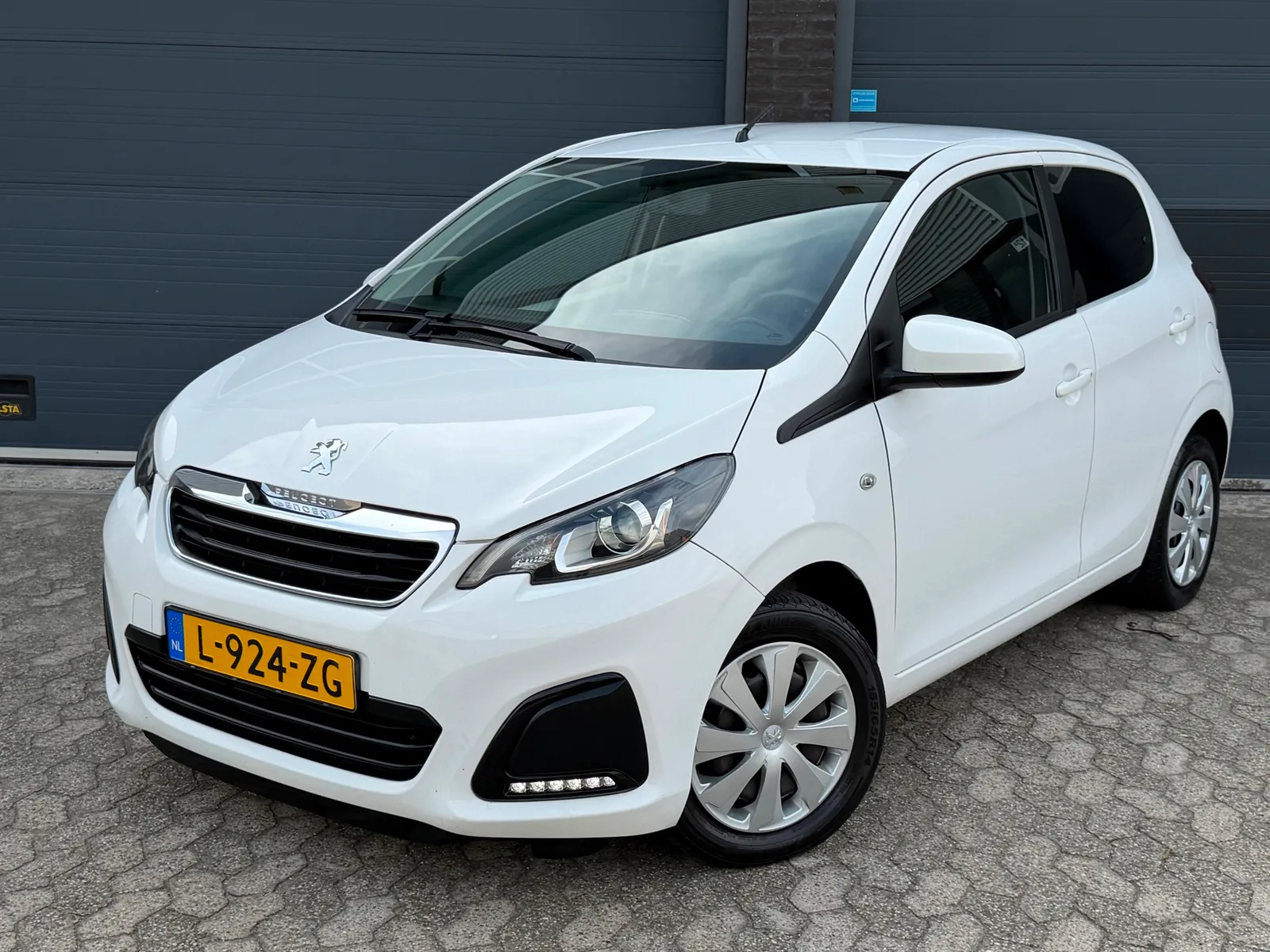 Peugeot 108 (2021) — foto 1
