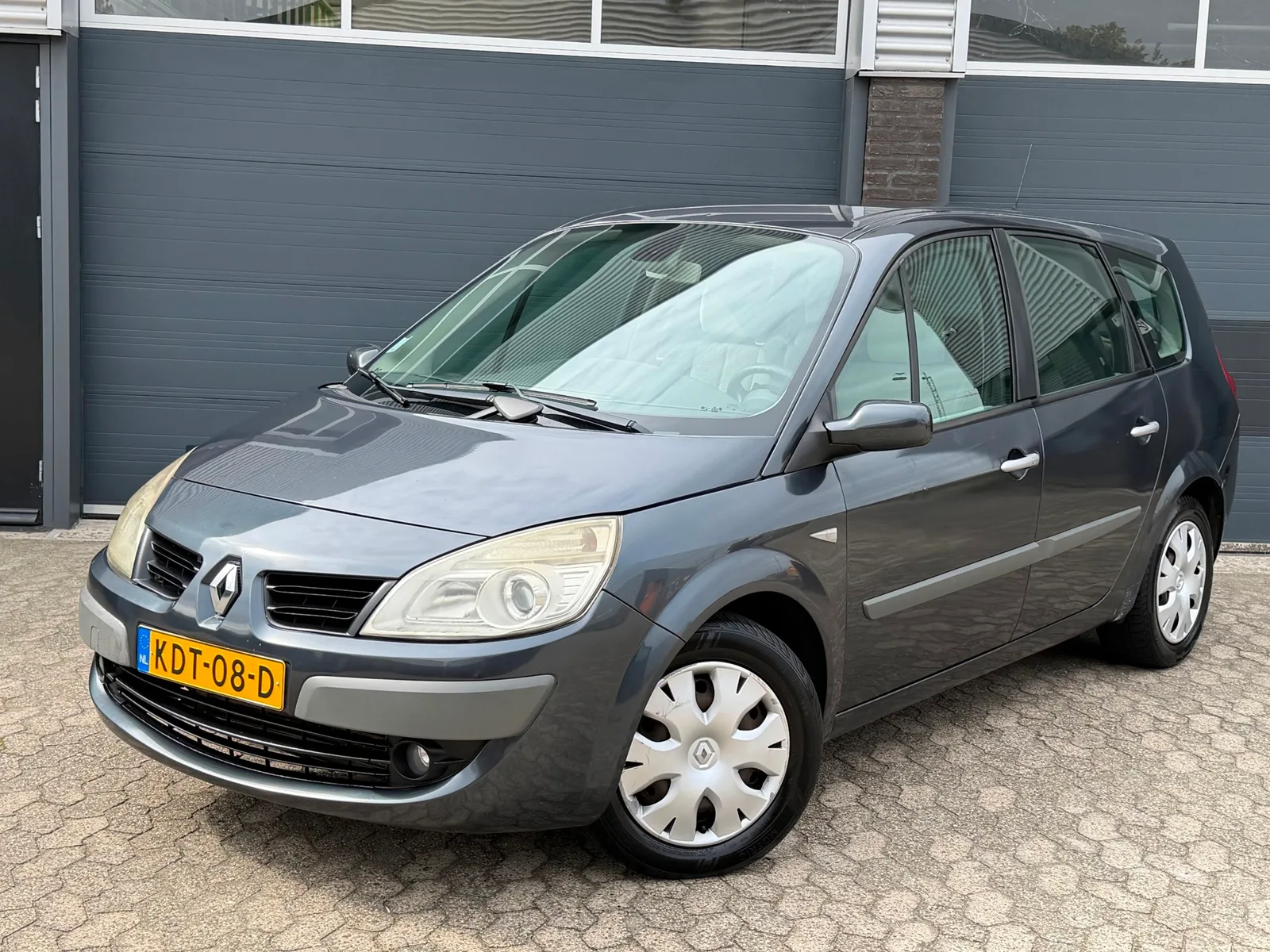 Renault Grand Scénic (2008) — foto 1