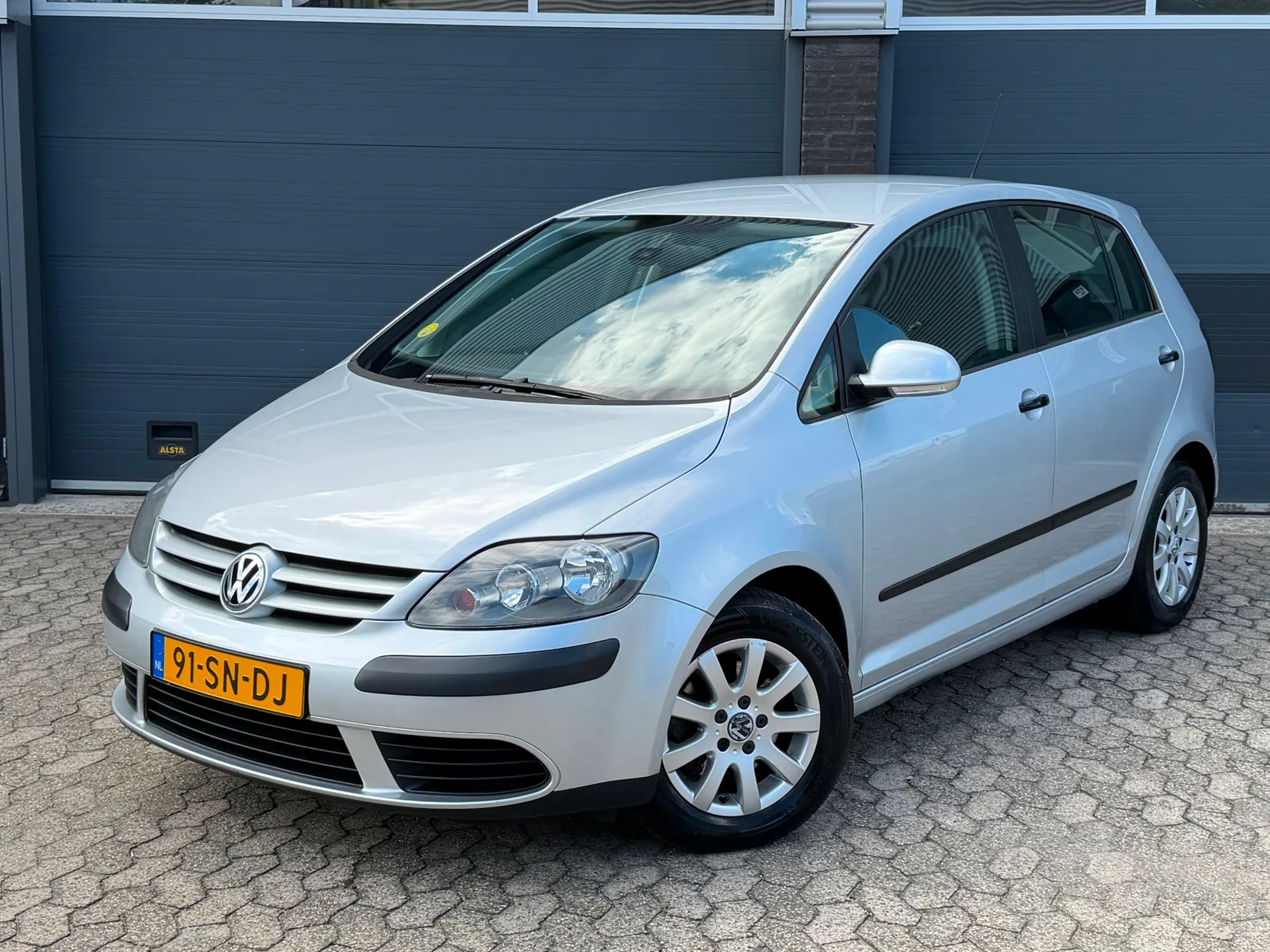 Volkswagen Golf Plus (2006) — foto 1