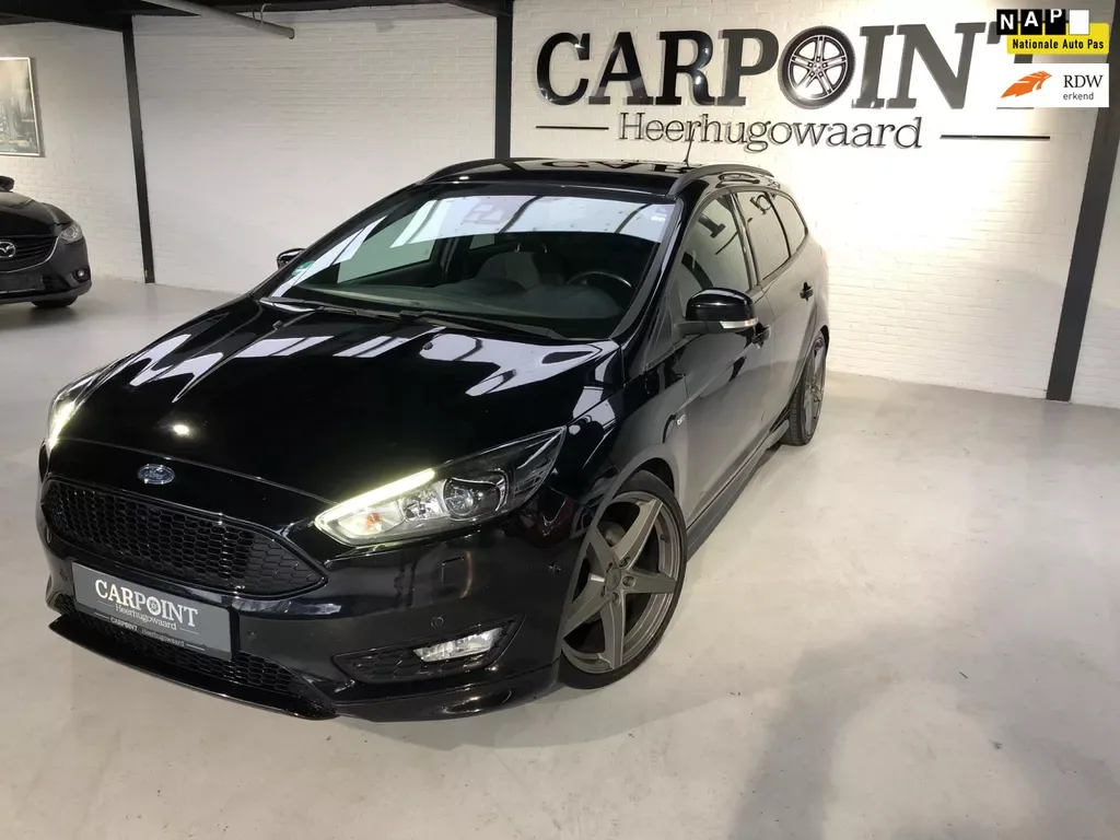 Ford Focus (2017) — foto 1
