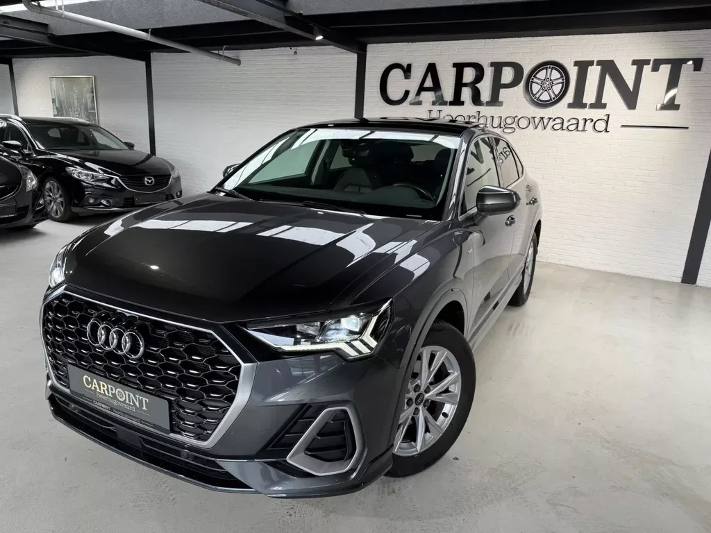 Audi Q3 Sportback (2024) — foto 1