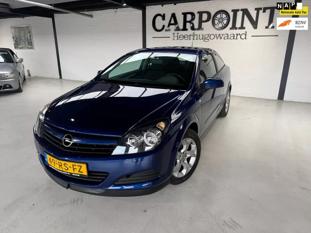 Opel Astra (2005) — foto 1