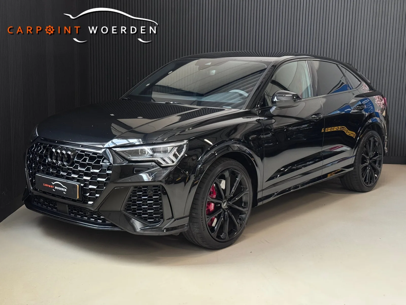 Audi RS Q3 Sportback (2023) — foto 1