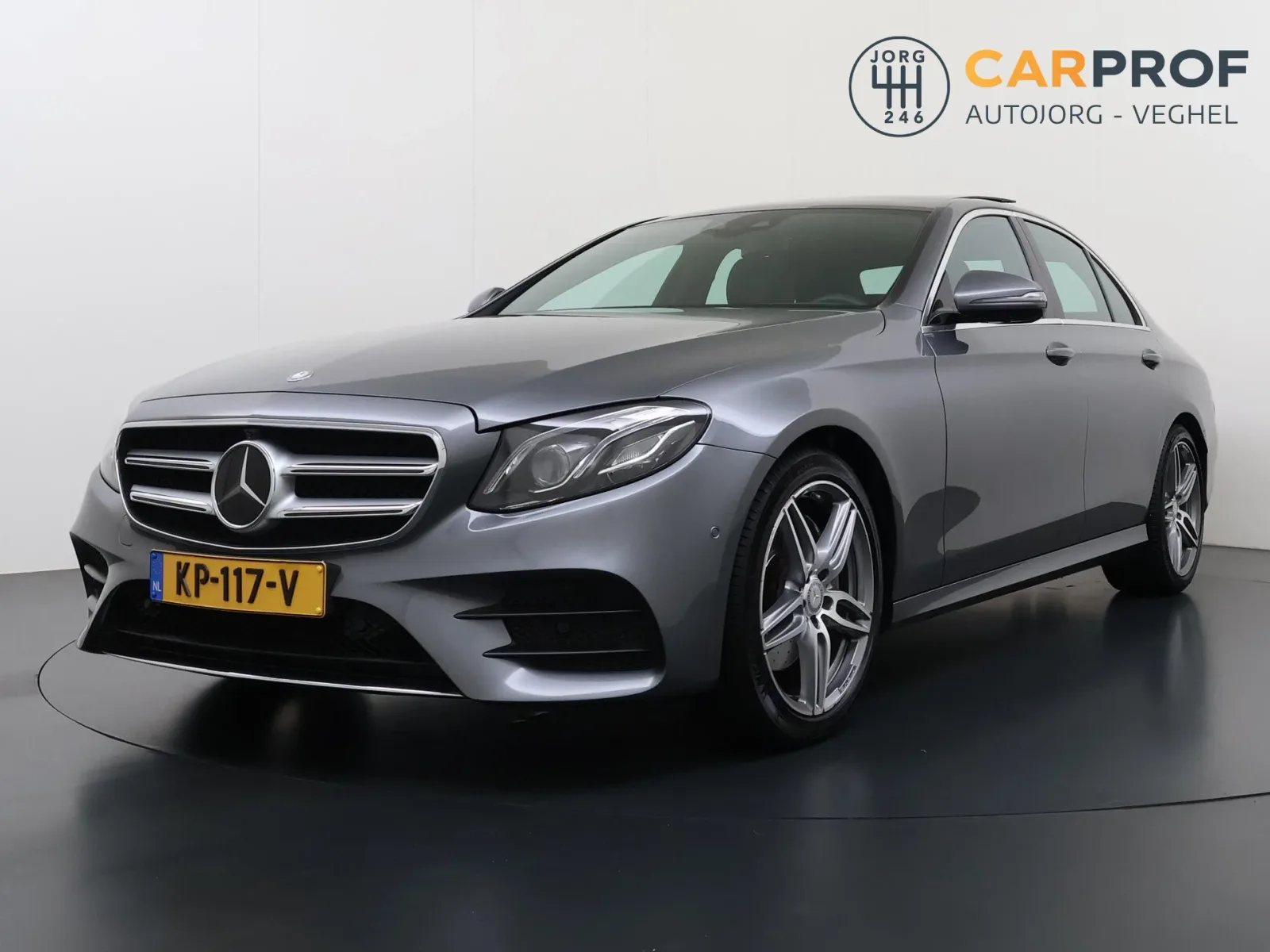 Mercedes-Benz E-Klasse (2016) — foto 1