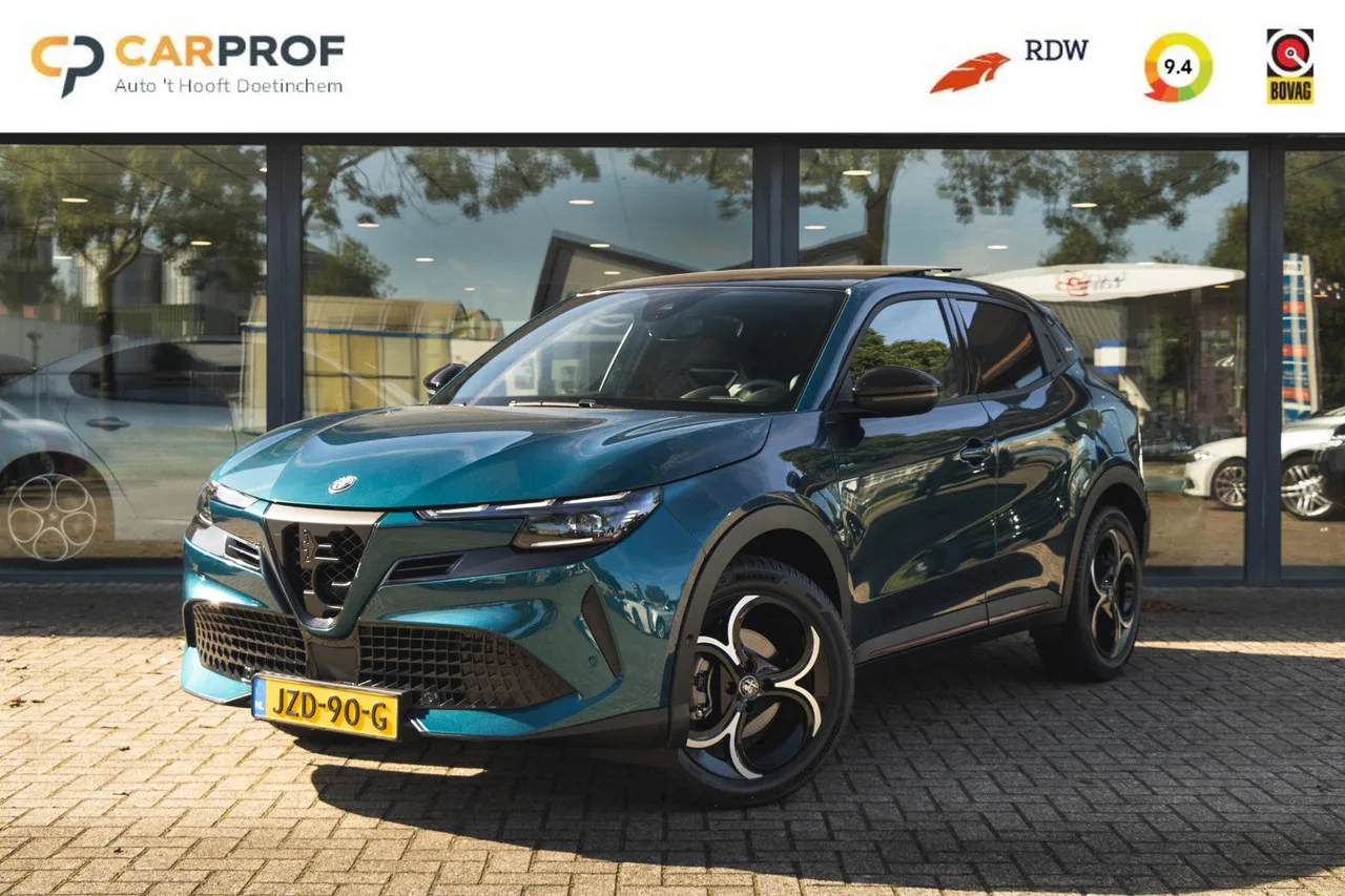 Alfa Romeo Junior (2025) — foto 1