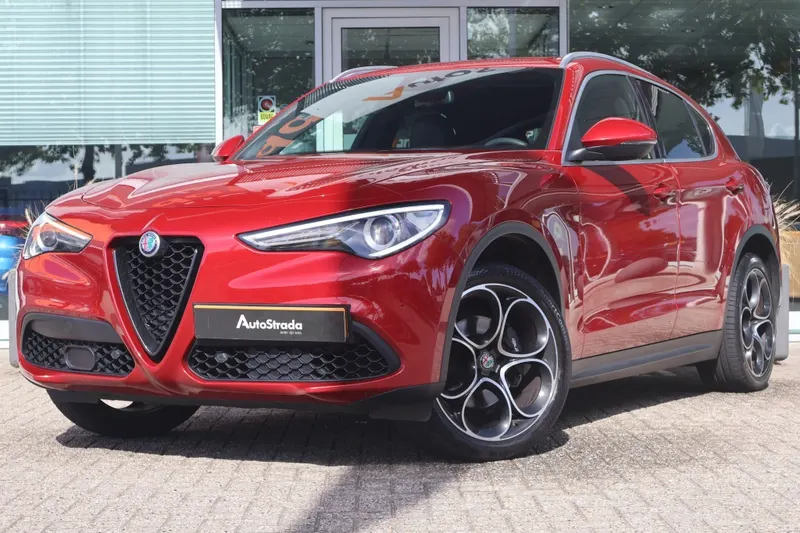 Alfa Romeo Stelvio (2019)