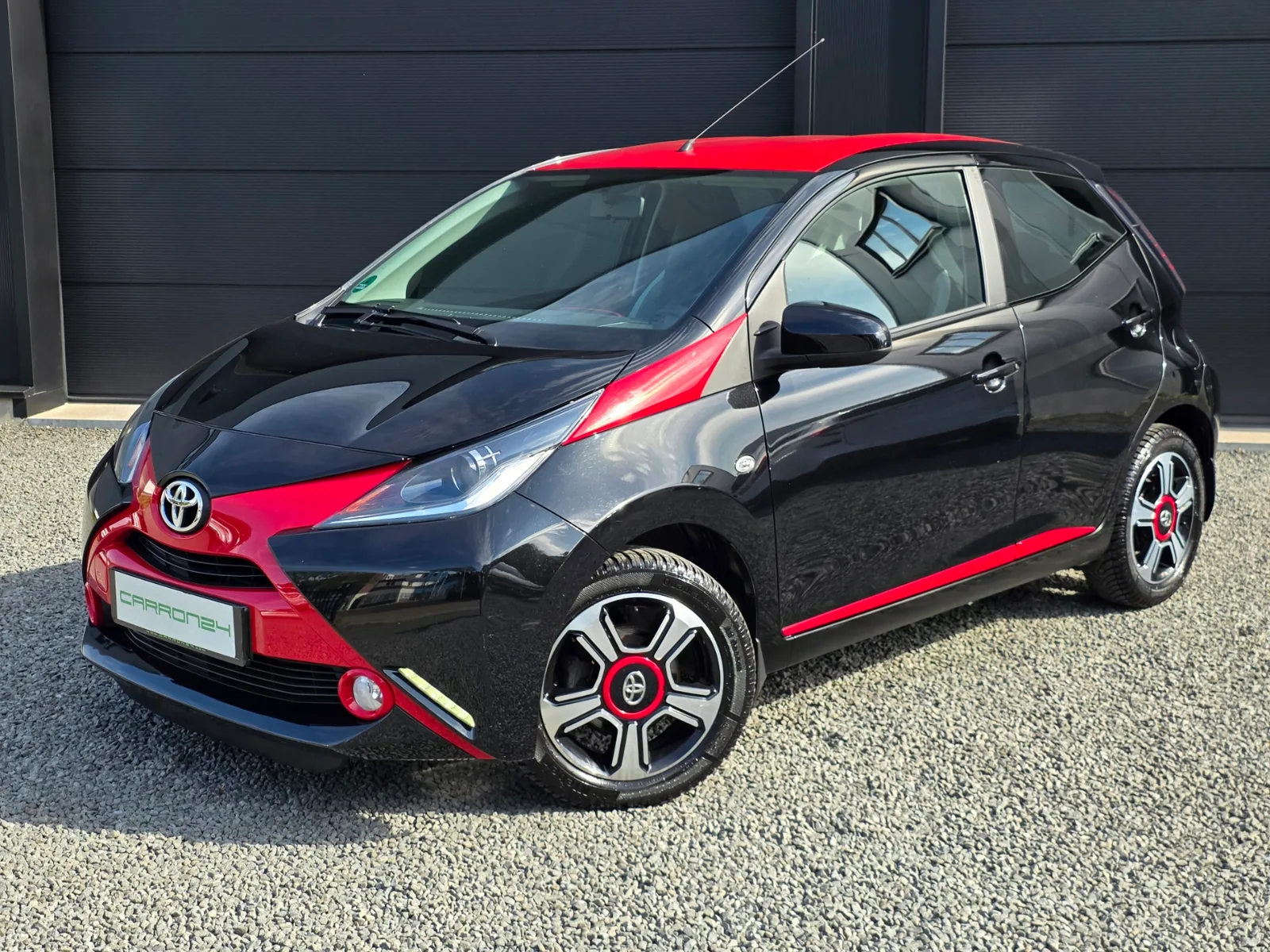 Toyota Aygo (2014) — foto 1
