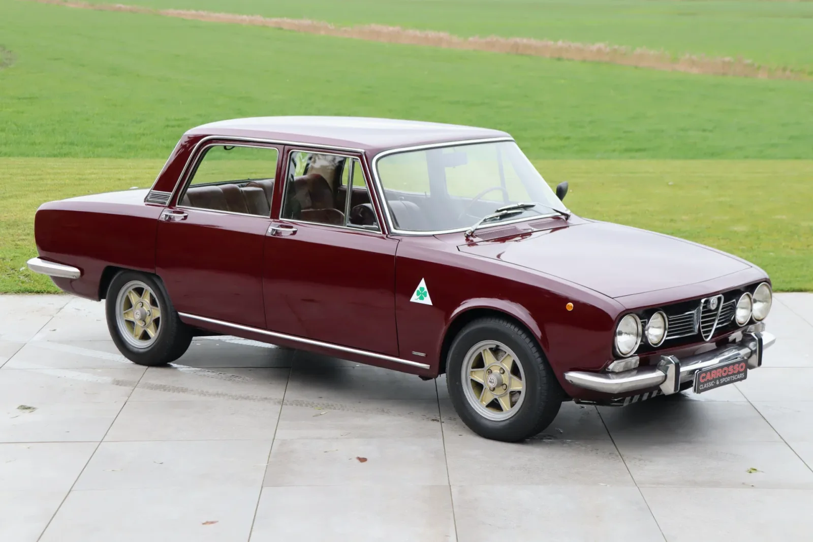 Alfa Romeo 1750 (1971) — foto 1