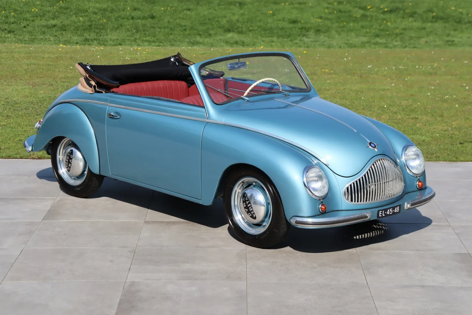 Panhard Veritas (1952) — foto 1