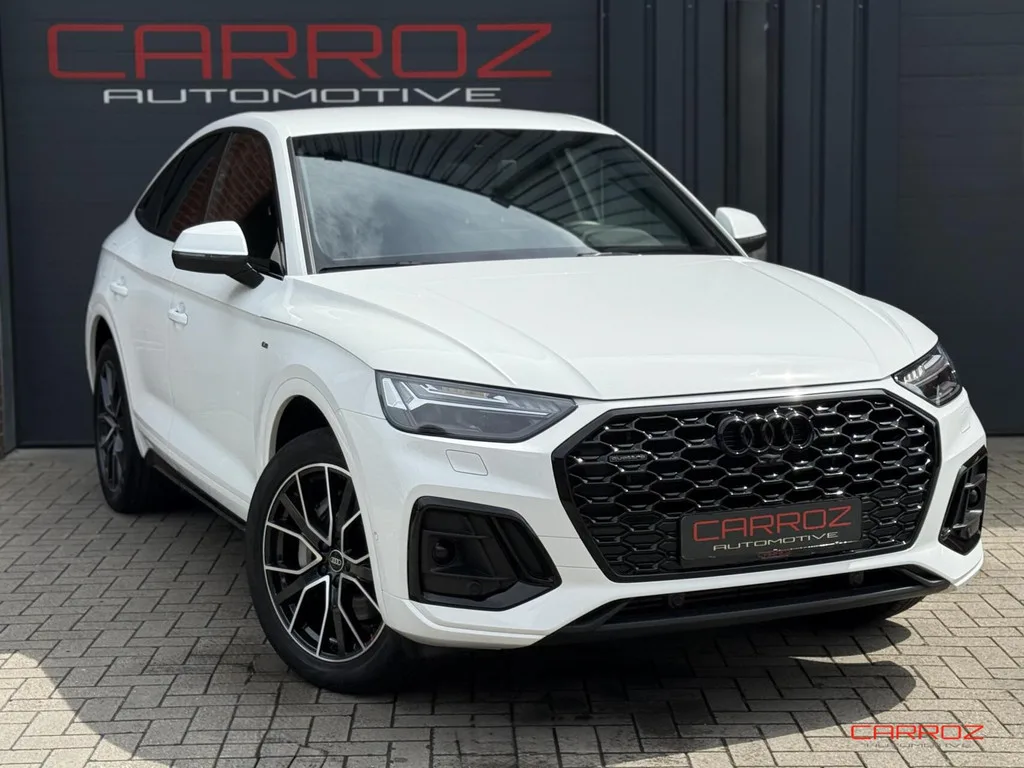Audi Q5 Sportback (2023) — foto 1