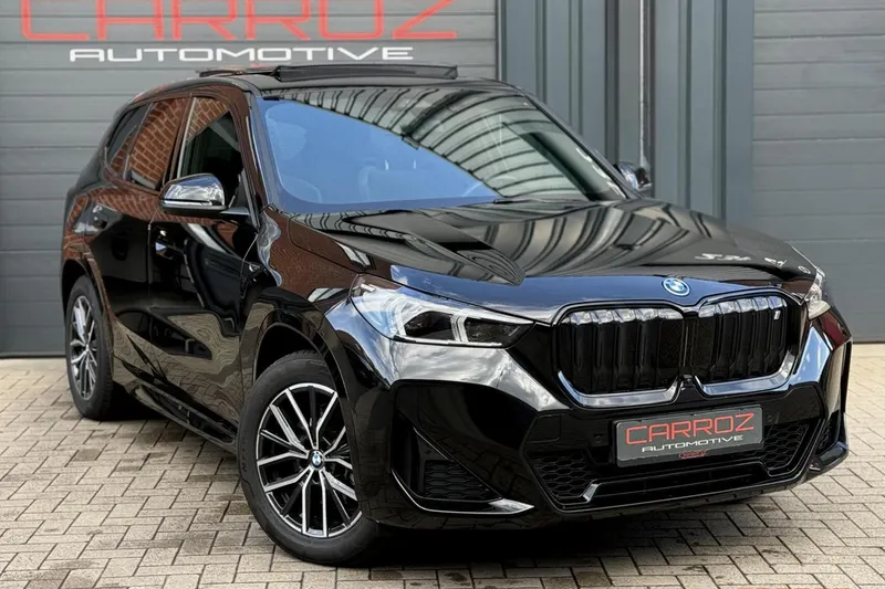 BMW iX1 (2024)