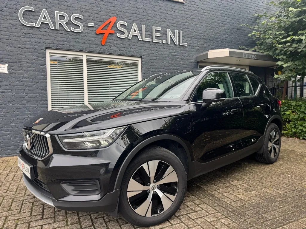Volvo XC40 (2021) — foto 1
