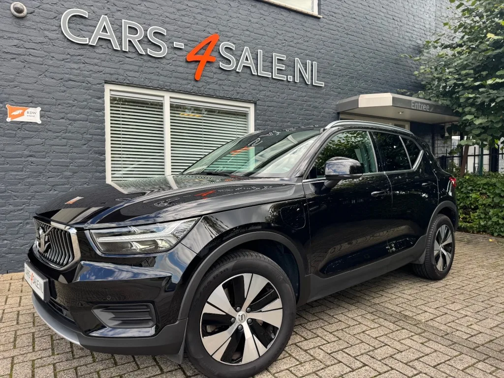 Volvo XC40 (2022) — foto 1