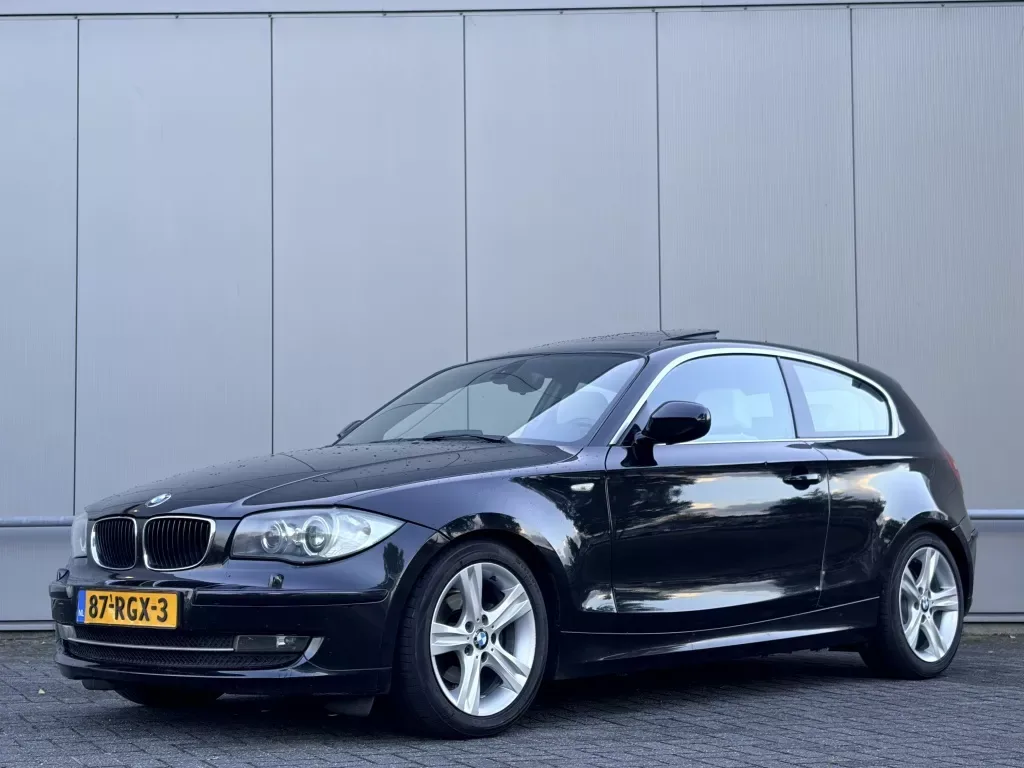BMW 1-Serie (2011) — foto 1