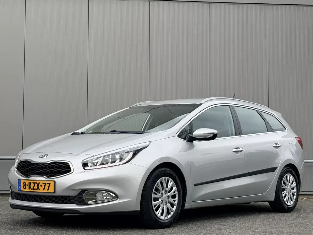 Kia Ceed (2013) — foto 1