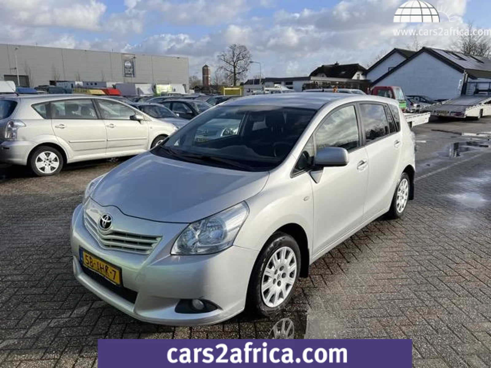 Toyota Verso (2009) — foto 1