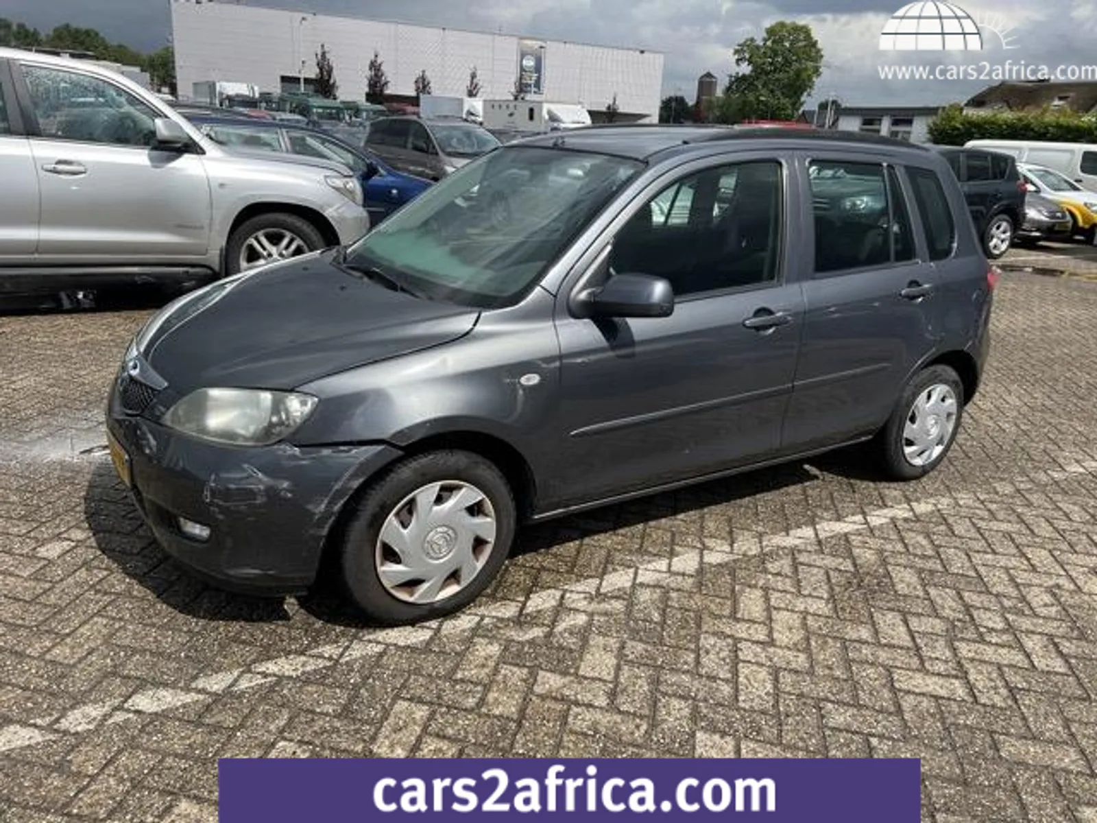 Mazda 2 (2003) — foto 1