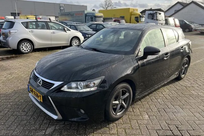Lexus CT (2015)
