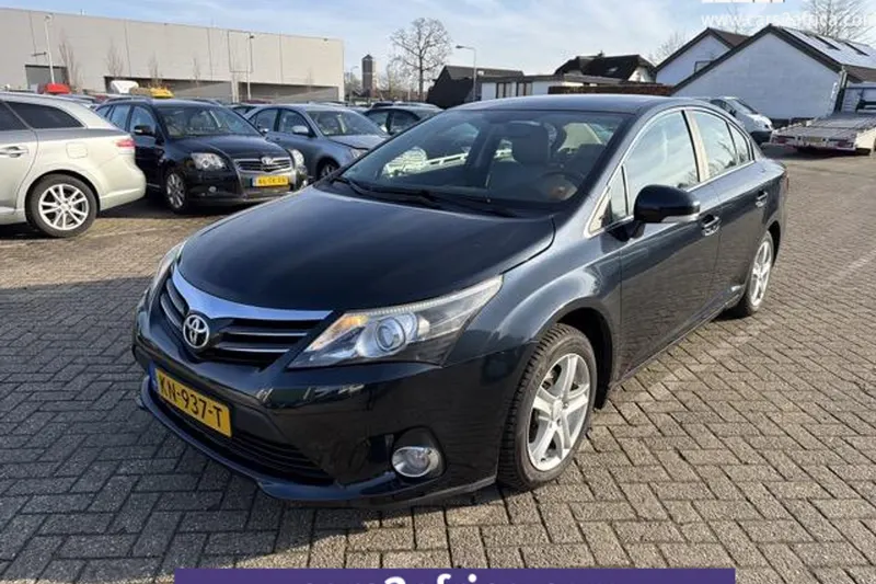 Toyota Avensis (2012)