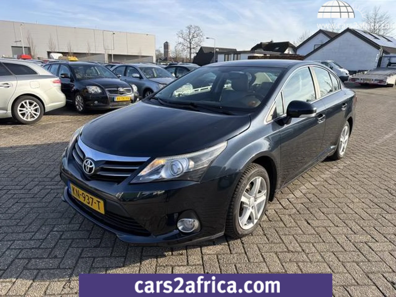 Toyota Avensis (2012) — foto 1